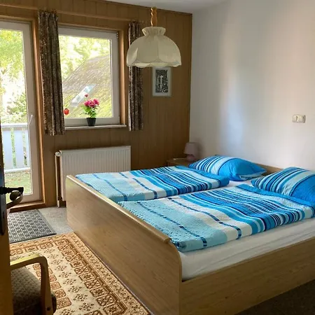 Landgasthaus Zum Muden فندق شنيفردينغين