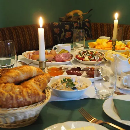 Landgasthaus Zum Muden * شنيفردينغين